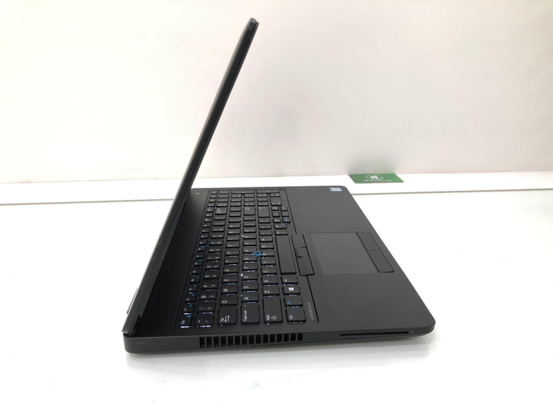 Laptop Dell latitude 5570 core i5